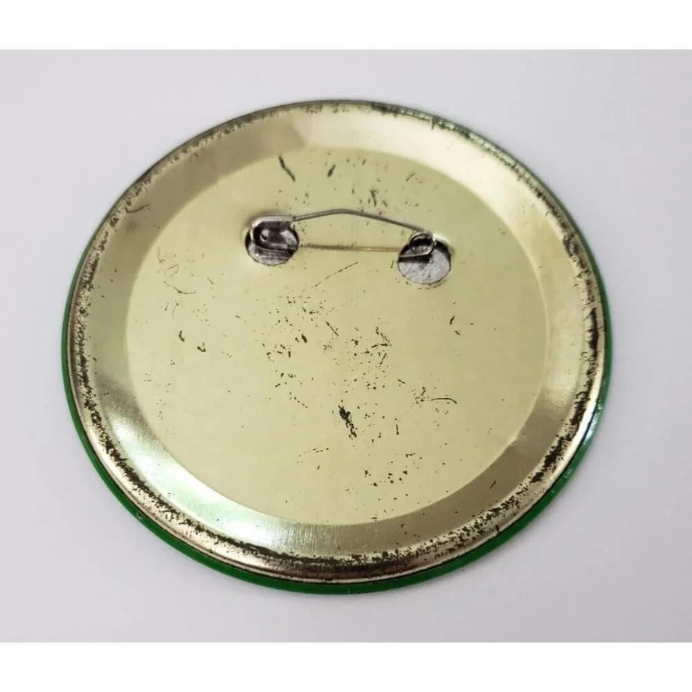 Kid For Rent Cheap Pinback Button Pin Humour - Picture 2 of 2